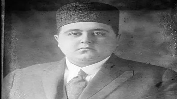 اهدای کارنامه تحصیلی احمد شاه قاجار به کاخ گلستان + عکس