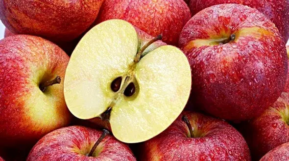 دانه های سیب را بخوریم؟