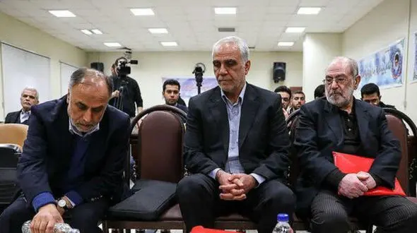 سکته همزمان 3 محکوم پرونده بانک سرمایه! / این مردان مشهور 20 سال در زندان می مانند!