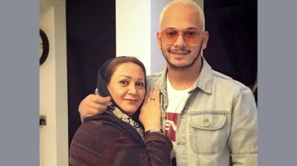 دانلود آهنگ عاشقانه جدید «دلم تنگه » از اشوان + متن ترانه/من دلم تنگه و بیماره و بی تابه برات تو کجایی دل من تنگه واسه خندیدنات/ بفرست واسه اونی که دلتنگشی