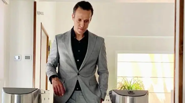 چرا علی کریمی حذف شد؟ / کسی حاضر نشد قبول مسؤولیت کند !