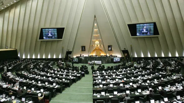حق معلمان و دانش آموزان در بودجه ۹۷ ضایع شد