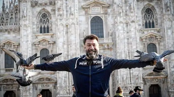 آخرین دیدار مادر علی انصاریان با فرزندش / خداحافظی تلخ + فیلم