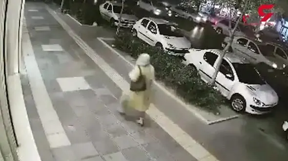 بلای عجیب بر سر پسر چشم چران + فیلم