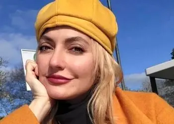 عکس /  سفر زمان / «مهناز افشار» مجری بازیگر زن روز در 29 سالگی در کنار «ایرج قادری» / سال 85