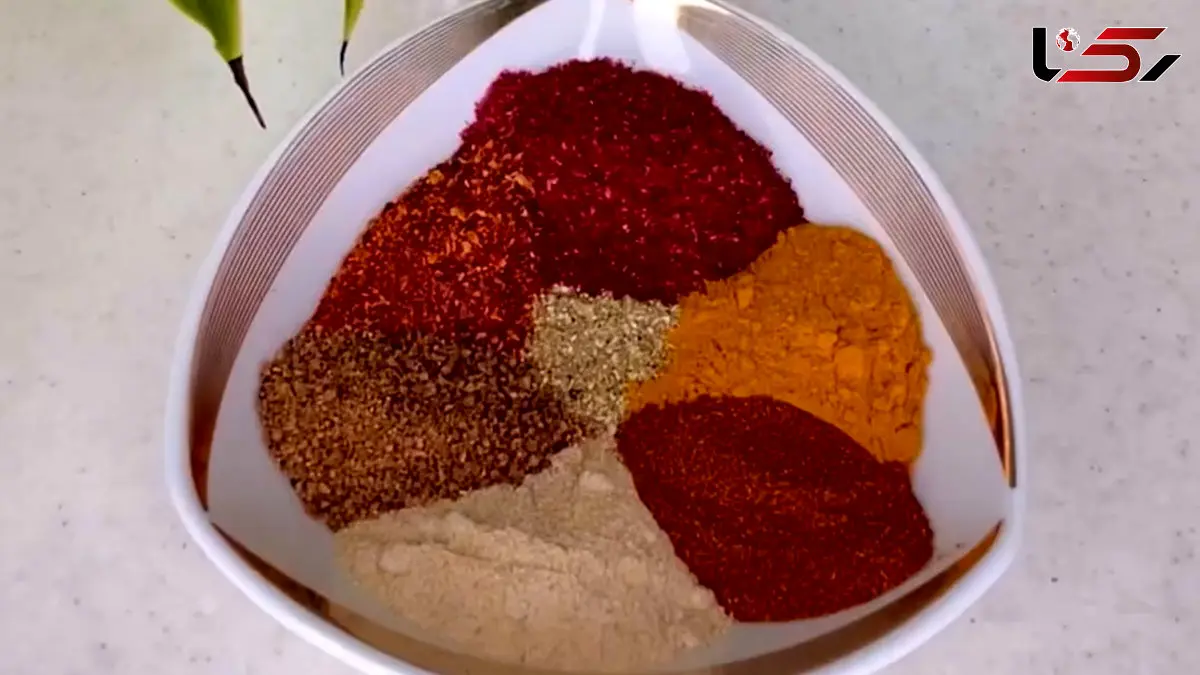 فیلم طرز تهیه ادویه مرغ خونگی