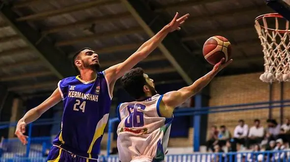 مشکلات مالی کار دست نماینده هرمزگان داد/ سرمربی در آستانه جدایی 