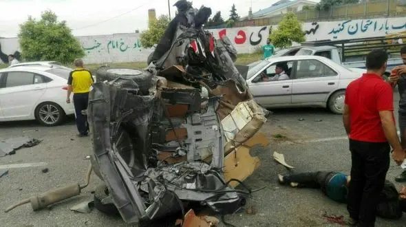 پژو در محمودآباد مچاله شد و 3 نفر کشته شدند + عکس 