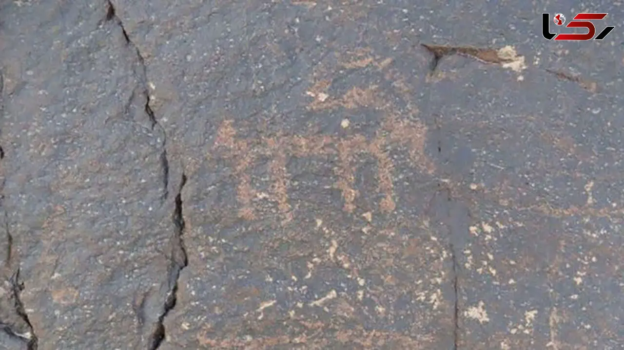  کشف سنگ‌ نگاره دوران مس و سنگ در زنجان