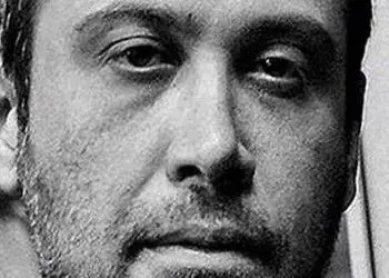 دانلود آواز باشکوه محسن چاوشی / آهنگ اهای خبر نداری  (کامل + متن اهنگ) 