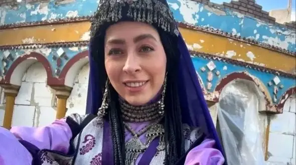 عکس| سفر زمان؛ «جانان، دختر داروغه» (سریال مهیار عیار) در 27 سالگی در مراسم اکران یک فیلک