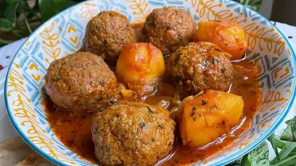 قیمه ریزه اصفهانی خورده اید؟ / فیلم طرز تهیه