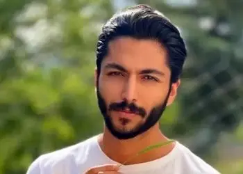 تغییر چهره متفاوت و جذاب کیسان دیباج؛ آقای بازیگر را بدون ریش ببینید!+عکس