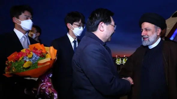 آیت‌الله رئیسی وارد پکن شد