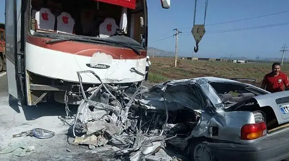 تصادف مرگبار اتوبوس مسافربری با پژو در جاده بجنورد