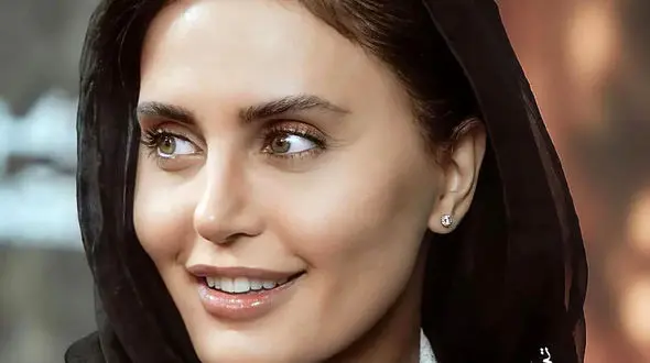 جذاب ترین فیلم های الناز شاکردوست !  + بیوگرافی و حواشی خصوصی  خانم بازیگر !