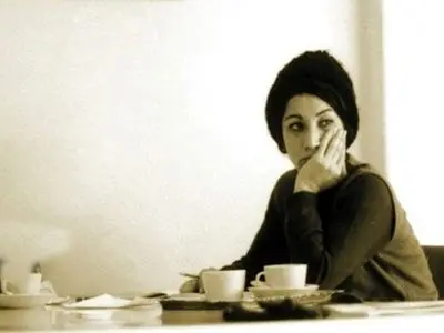 فیلم/ استقبال ایتالیایی‌ها از اشعار فروغ فرخزاد/ فائزه مردانی: اتفاقی که افتاد شگفت انگیز بود! ... / کتاب فروغ در ایتالیا نایاب شد... / یک شاعر زن معاصر ایرانی....