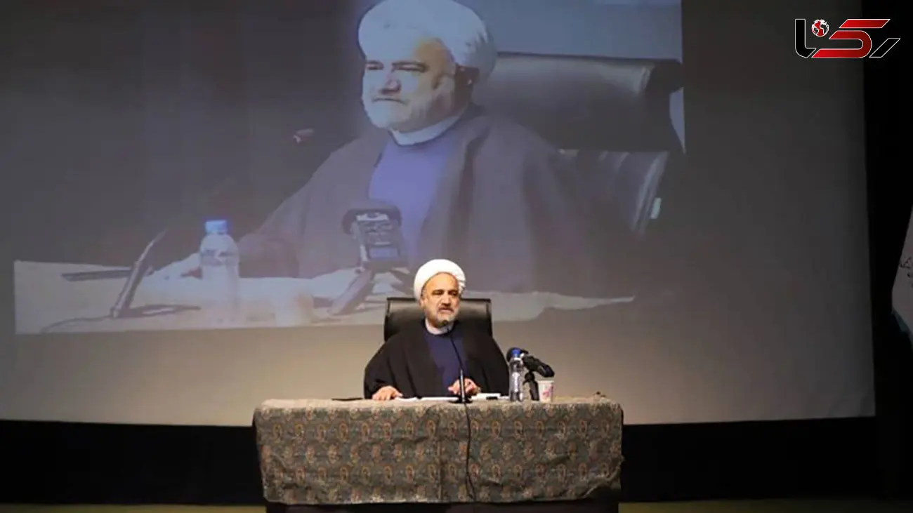 استقلال وکیل در مقام دفاع هم‌ تراز قاضی در مقام قضاوت است