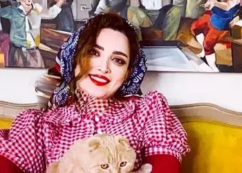 فیلم/نگاهی به جشن تولد شاهانه 6 سالگی آوینا و آنیتا، دوقلوهای دوست داشتی بهنوش طباطبایی در سریال «سووشون» با خلاقیت تحسین برانگیز اوستا قناد تهرانی با تم پرنسسی