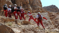 ۱۹ ساعت تلاش برای نجات ۳ کوهنورد گرفتار در ارتفاعات امروله صحنه کرمانشاه