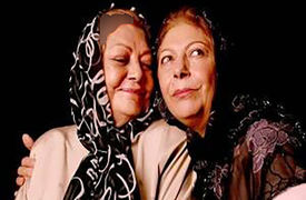 فیلم / ثریا قاسمی: از مادرم حمیده خیرآبادی خیلی دلخورم / وقتی بازیگر شد مخفیانه بازی می کرد / کسی می فهمید برایش زشت بود / صاحبخانه مینداختش بیرون ...