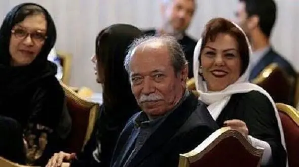 فیلم / عاشقانه علی نصیریان ی:خانومم مسئولیت بچه ها رو به عهده گرفت من میرفتم و با انواع مشکلات تنهاش میذاشتم، یک کلمه اعتراض نکرد!