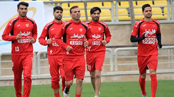 20 بازیکن به اردوی پرسپولیس دعوت شدند/ احمدزاده غایب دیدار مقابل پیکان 