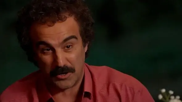 فیلم /نگاهی به چیدمان لوکس و شبه کاخ خانه  محسن تنابنده، نقی معمولی «سریال پایتخت»/ شیرین زبونی های دخترش در خانه ای پر از اثاثیه لوکس و دکوری های چشم نواز