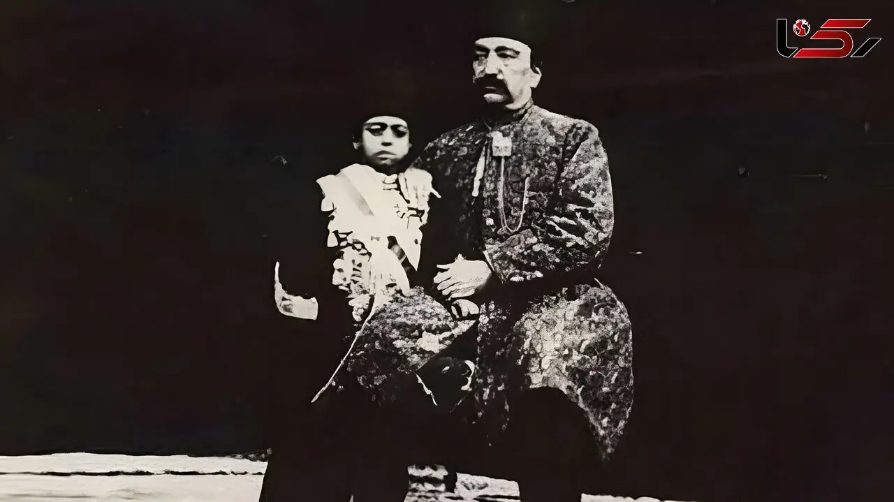 ناصرالدین‌ شاه کنار ملیجک و امین‌حضور؛ قاب متفاوتی از دربار قاجار