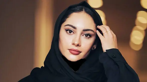 جنجالی ترین لباس ترلان پروانه / خانم بازیگر را با این تیپ ندیده بودید !