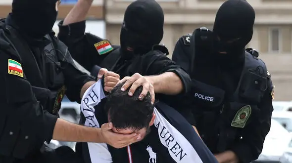 بازداشت شرور خطرناک و مسلح در نوشهر / همه از او وحشت داشتند