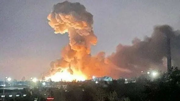 حمله راکتی شدید به پایگاه آمریکا در شرق سوریه