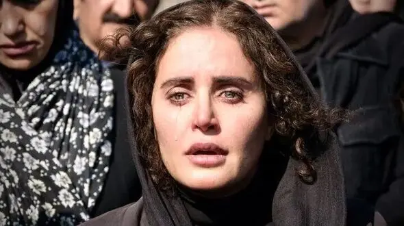 متن پیام خداحافظی الناز شاکردوست  از سینمای ایران  / دیگر  در هیچ نقشی بازی نخواهم کرد