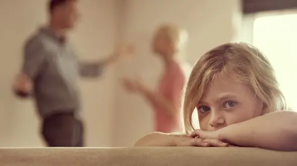 طلاق برای فرزندان چه مشکلاتی را به وجود می‌ آورد؟