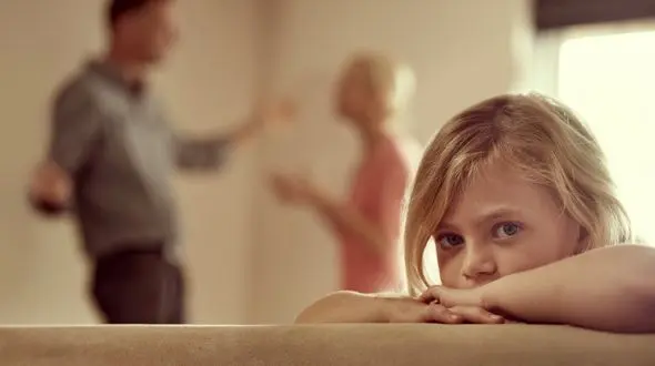 طلاق برای فرزندان چه مشکلاتی را به وجود می‌ آورد؟