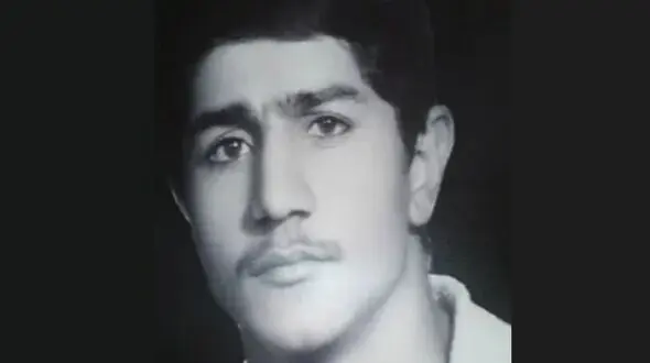 باورتان می شود این مرد معروف ترین بازیگر سینمای ایران است؟/ حدس بزنید !