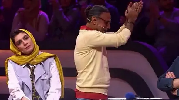 فیلم آواز باشکوه در صداتو /  دستای پر انرژی با آهنگ شاد و نوستالژی کردی «لیلیم لی» در صداتو با اجرای شرکت کننده جوان سقزی/ فقط تناقض قیافه الیکا عبدالرزاقی و محسن شریفیان !