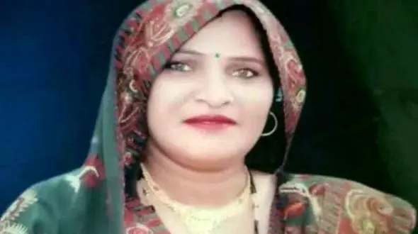 دفن زن نگونبخت زیر مدفوع گاو توسط شوهر خرافاتی فاجعه آفرید! +تصاویر 