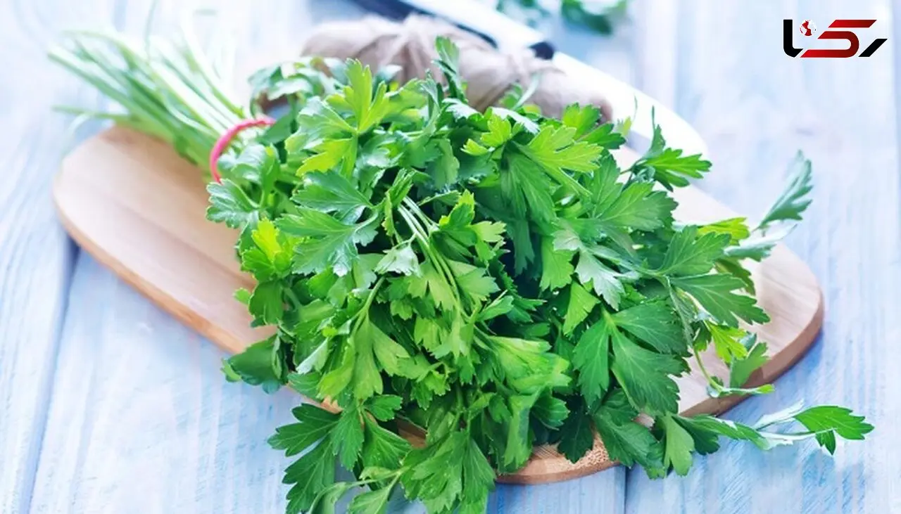 خواص سبزی جعفری؛ از درمان دیابت تا نابودی سنگ کلیه