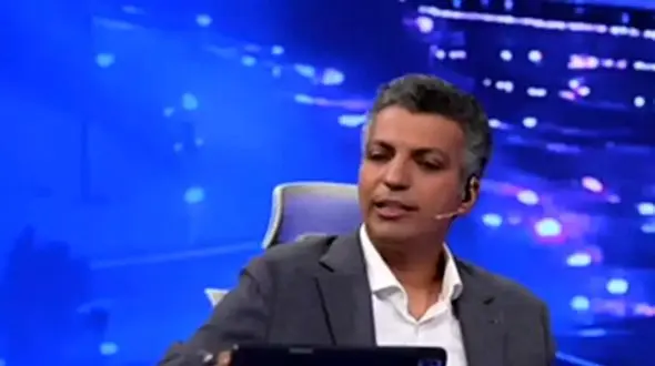 فیلن/ انتقاد تند عادل فردوسی‌پور از مسئولان شهر مشهد: چرا مراسم مذهبی آری، فوتبال نه؟