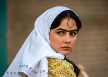 عکس / نگاهی به جشن تولد فرزانه فرنام، خجسته سریال بامداد خمار در حیاط باصفا و دلبازش/ چه حیاط باغ زیبایی