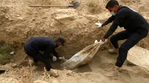  کشف گور دسته‌جمعی با 200 جسد+ تصویر