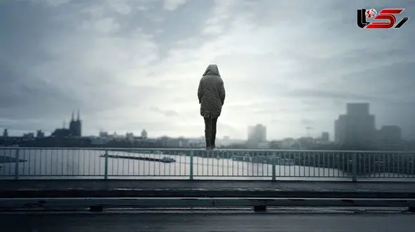 تصمیم خطرناک زن 44 ساله  برای مرگش در تالش روی پل !