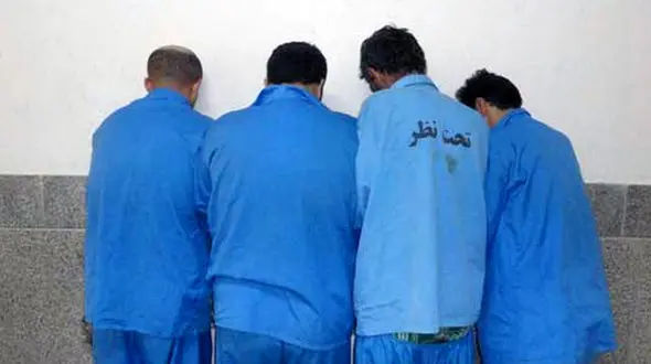 حمله به مخفیگاه قاچاقچیان انسان در تهران / 6 مرد گروگان بودند! + عکس