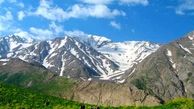 مرگ زن کوهنورد اهوازی در ارتفاعات اشترانکوه / انتقال پیکر توسط تیم کوهستان هلال احمر ازنا + فیلم