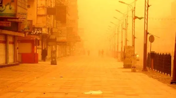 تندبادهای فصلی و گرد و غبار در راه اصفهان/ دما موقتا کاهش می‌یابد