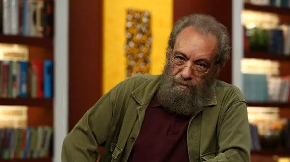 انتقاد مسعود فراستی از تاسیان: سریال هیچی نداره، نه آبرو داره، نه شرف!