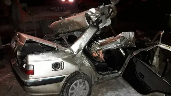 تصادف مرگبار کامیون با پژو در ملایر / 3 تن در دم جان باختند + عکس