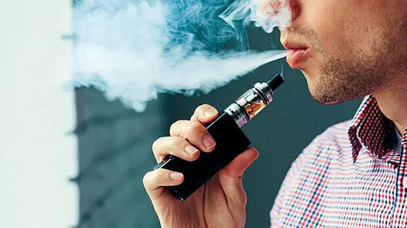 خطرات سیگار الکترونیک از ریه تا قلب