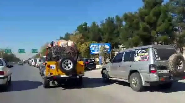 کمک های مردمی کردهای تهران بە زلزلە زدگان کرمانشاه + فیلم و عکس